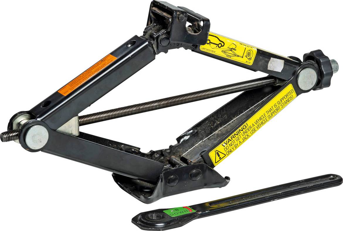 Тест ромбических домкратов для внедорожников: Airline, AVS, Skyway, Stvol, БелАК и Audi