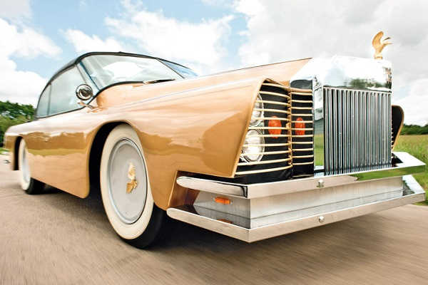 Ostentatienne Opera Sedan от Mohs