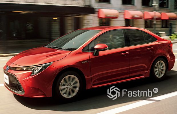 Расход топлива Toyota Corolla Hubrid седан 2019 для Японии